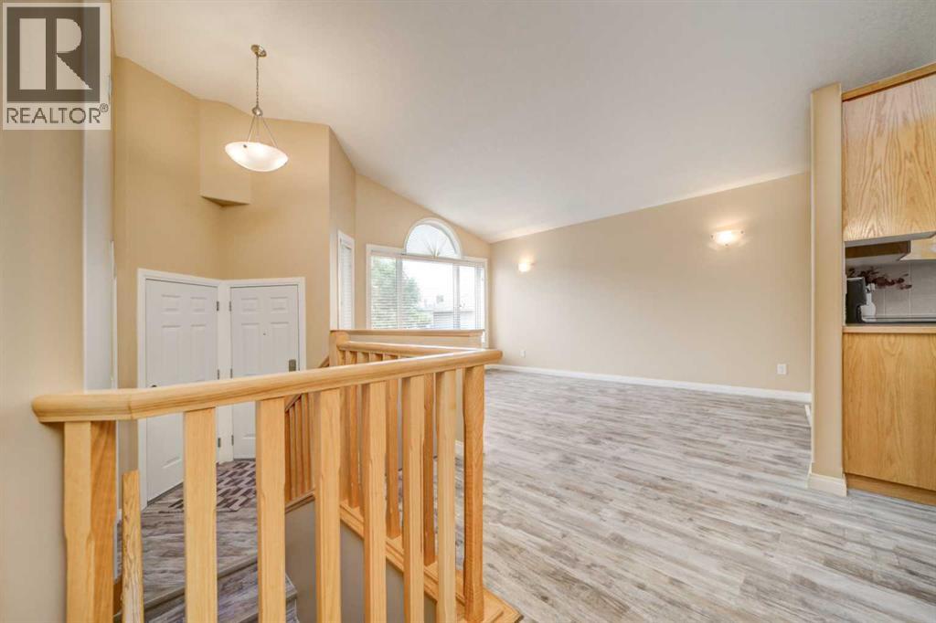 472 Heritage Boulevard West - Photo 7