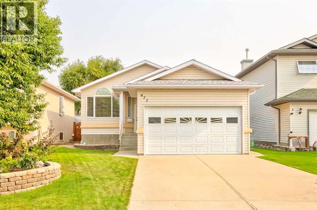 472 Heritage Boulevard W - 1