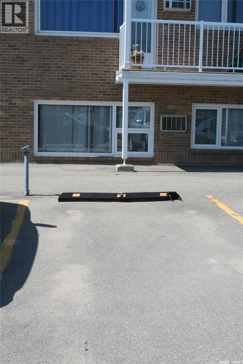 #6 4505 Rae STREET - 20