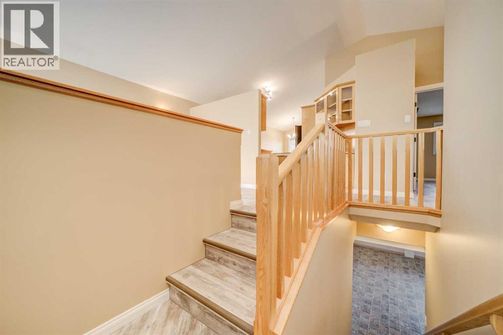 472 Heritage Boulevard West - Photo 5