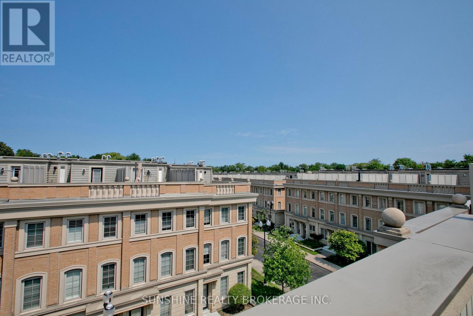 #12 20 HARGRAVE LANE - 33