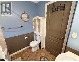 206 2nd Street N, Wakaw, SK S0K4P0 Photo 14