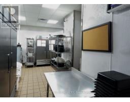 E11a - 2020 Lanthier Drive, Ottawa, ON K4A3V4 Photo 14