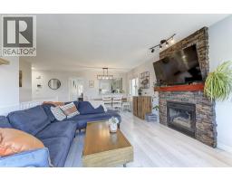 3pc Ensuite bath - 3656 Walnut Glen Drive, West Kelowna, BC V4T2R7 Photo 9