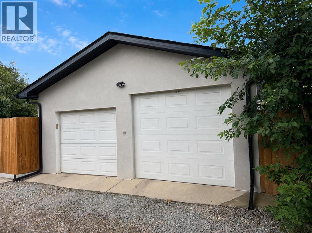 23 Sussex Crescent Southwest - Photo 41