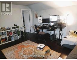 4 - 435 Parkside Drive, Toronto, ON M6R2Z8 Photo 8