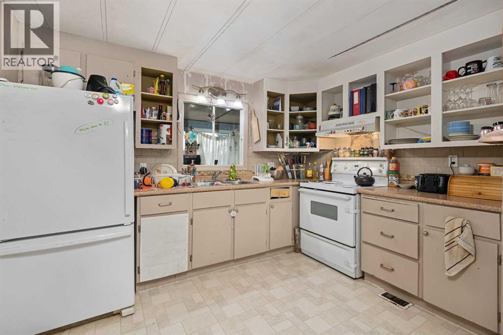 3223 83 Street Northwest - Photo 14