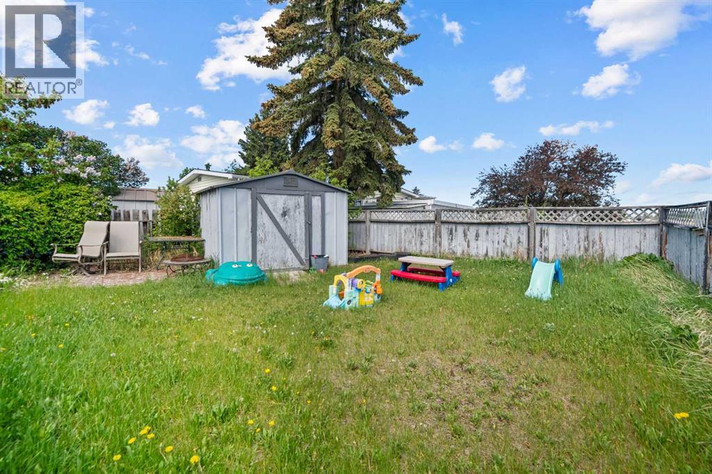 3223 83 Street Northwest - Photo 31