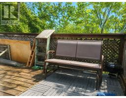 4 - 435 Parkside Drive, Toronto, ON M6R2Z8 Photo 12