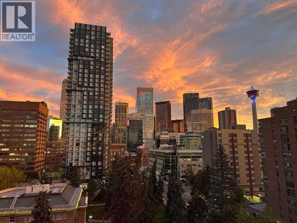 #902 303 13 Avenue SW - 1