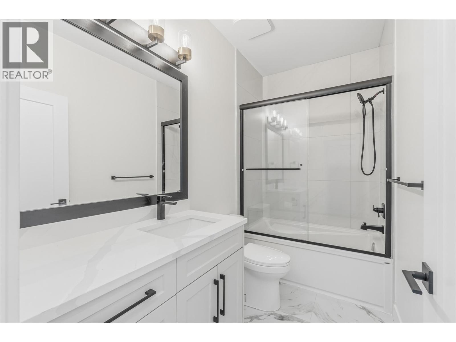 1762 Balsam Place - 25