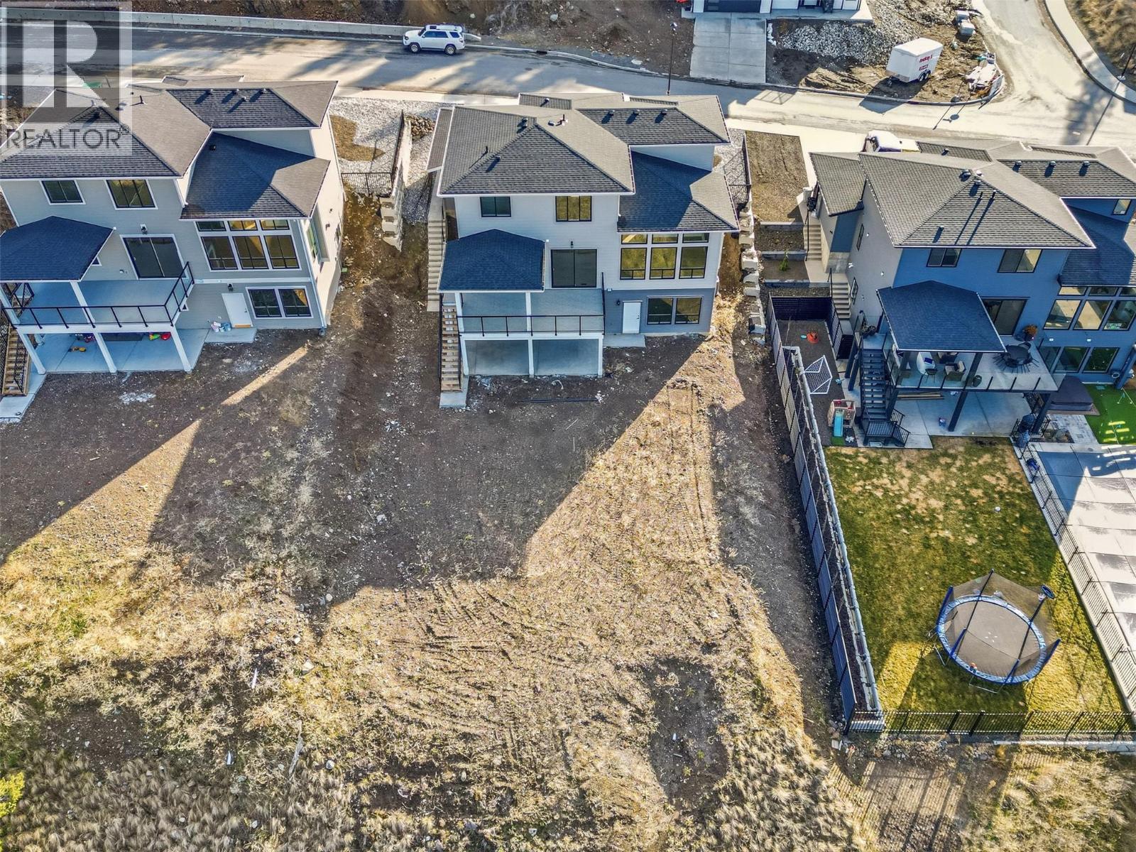 1762 Balsam Place - 57