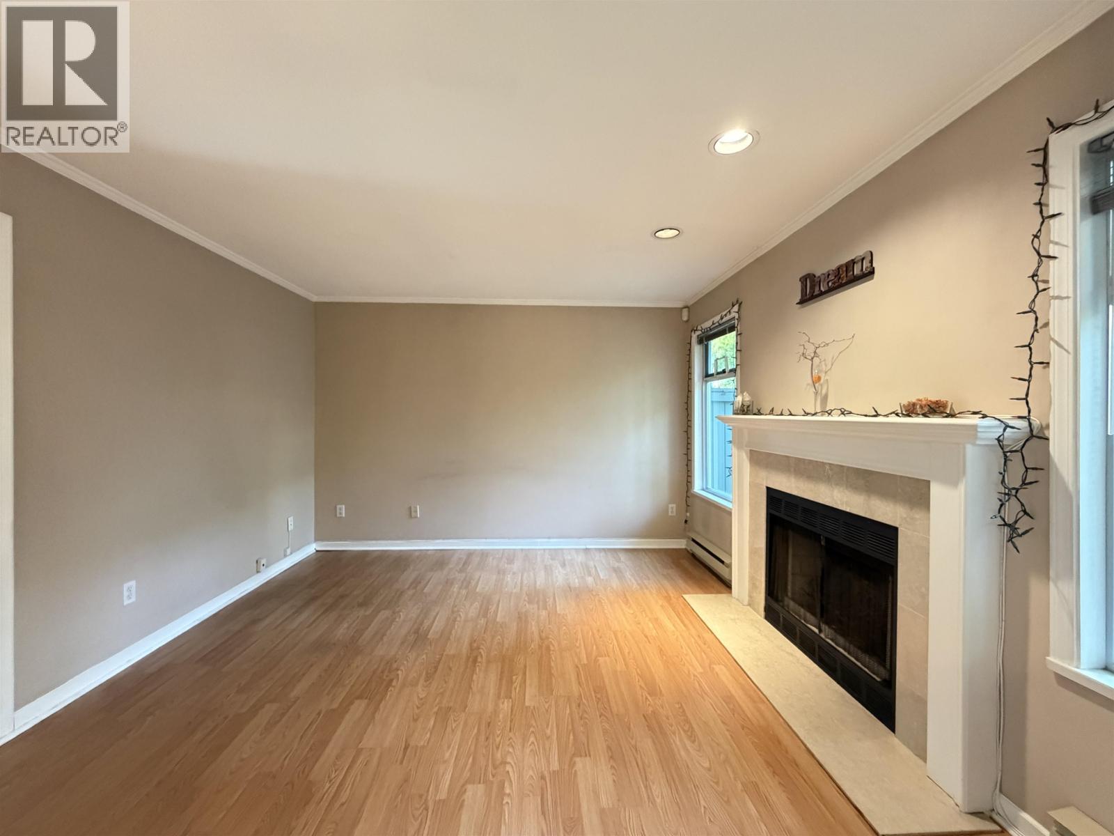 3 Bed, 2 Bath House for Rent in Burnaby – 5 7130 BARNET ROAD, Burnaby – MLS# R3151973 - Image 10