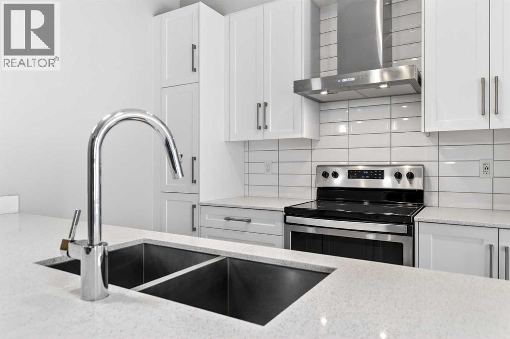 122 Mahogany Centre Southeast - Photo 9