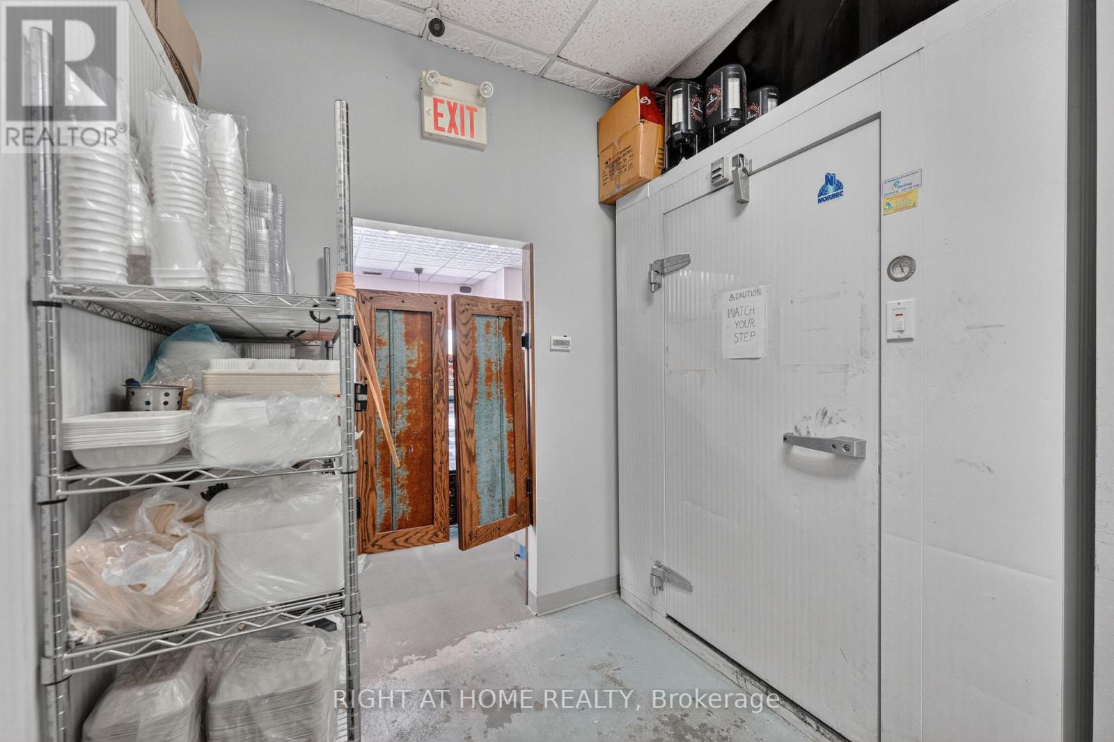 Business for Sale in Ottawa – 1 – 5370 CANOTEK ROAD, Ottawa – MLS# X13680428 - Image 25