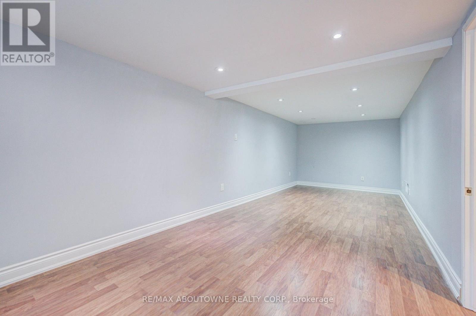13 BROADVIEW AVENUE - 31