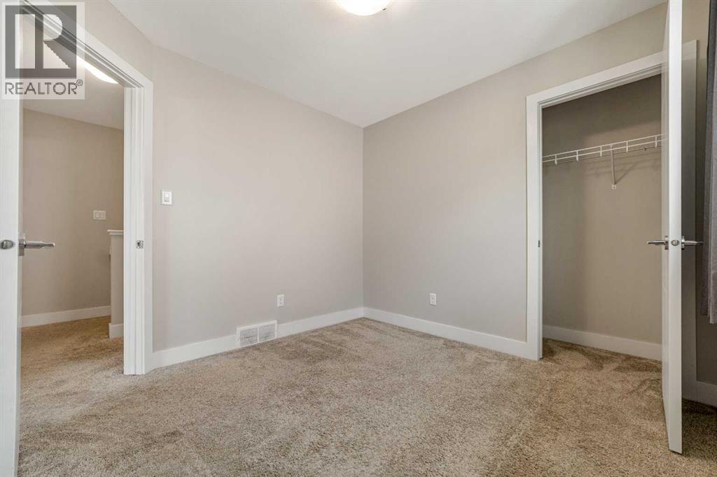 824 Coalbrook Close West - Photo 13
