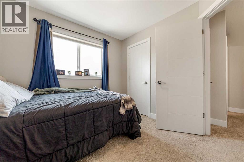 824 Coalbrook Close West - Photo 11