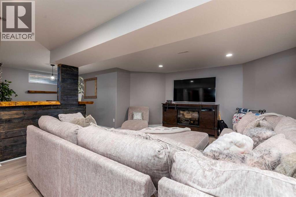 3610 63 Avenue Close - Photo 24