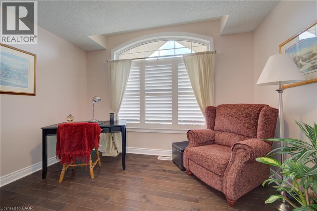 16 ENGLISH Crescent - Image 15
