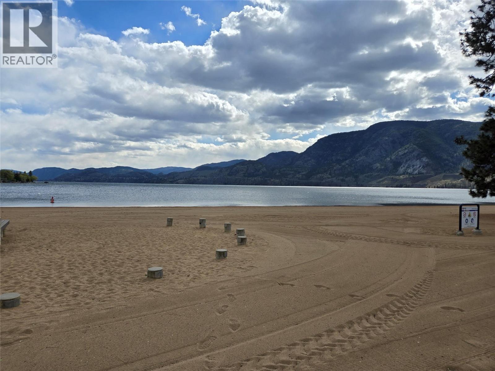 3372 South Main Street Unit# 108, Penticton
