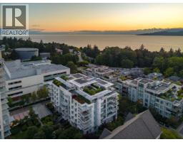 602 6080 Iona Drive, Vancouver, BC V6T0A4 Photo 33