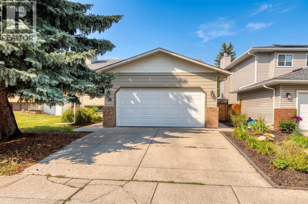 36 Shannon Circle SW, Shawnessy, Calgary photo 1