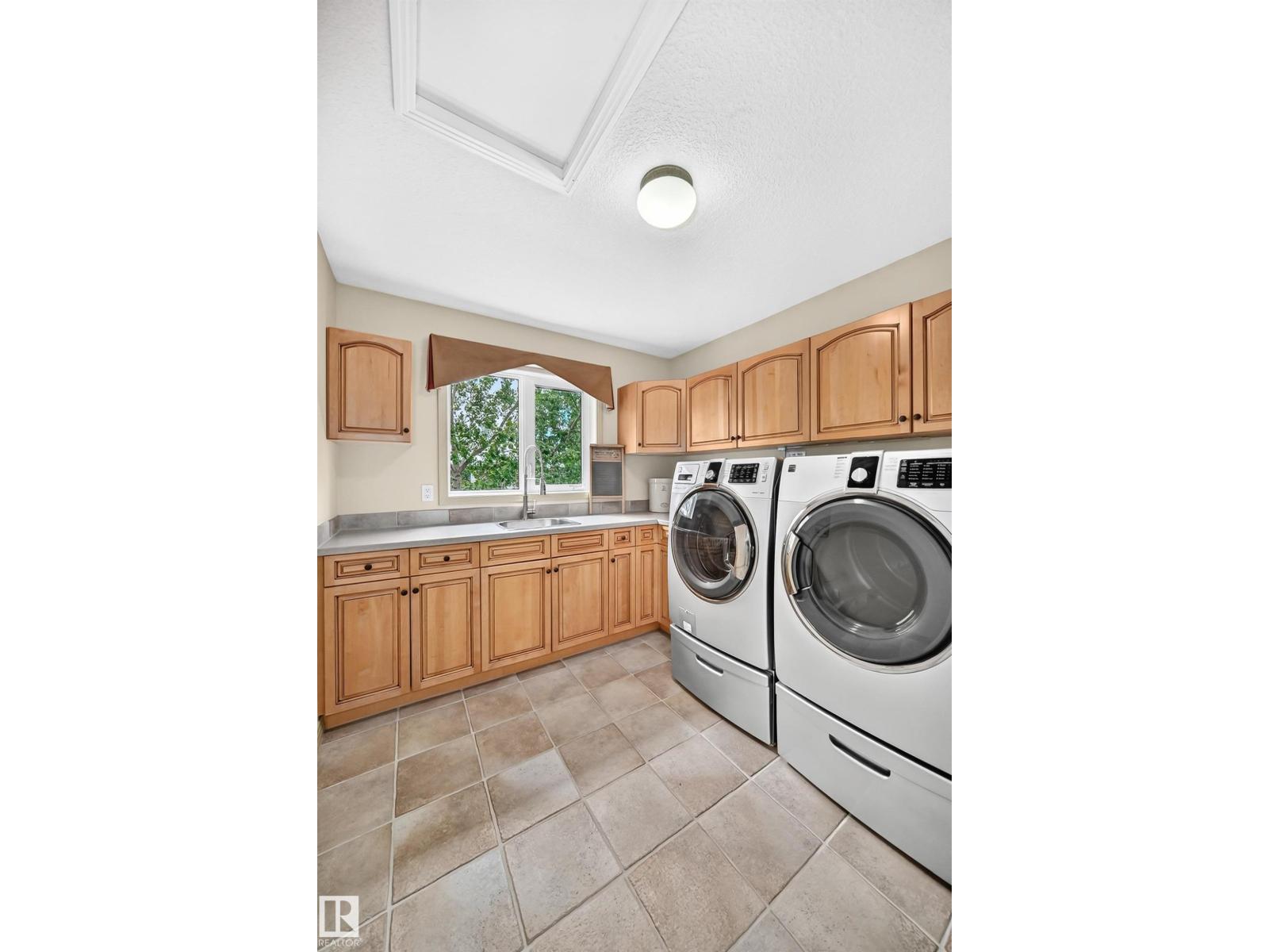 28 Nottingham HB - Image 30