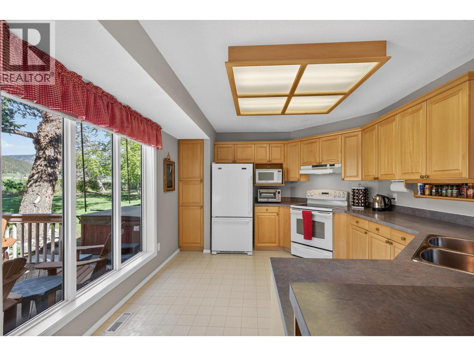 4484 Columbia View Road, Fairmont Hot Springs