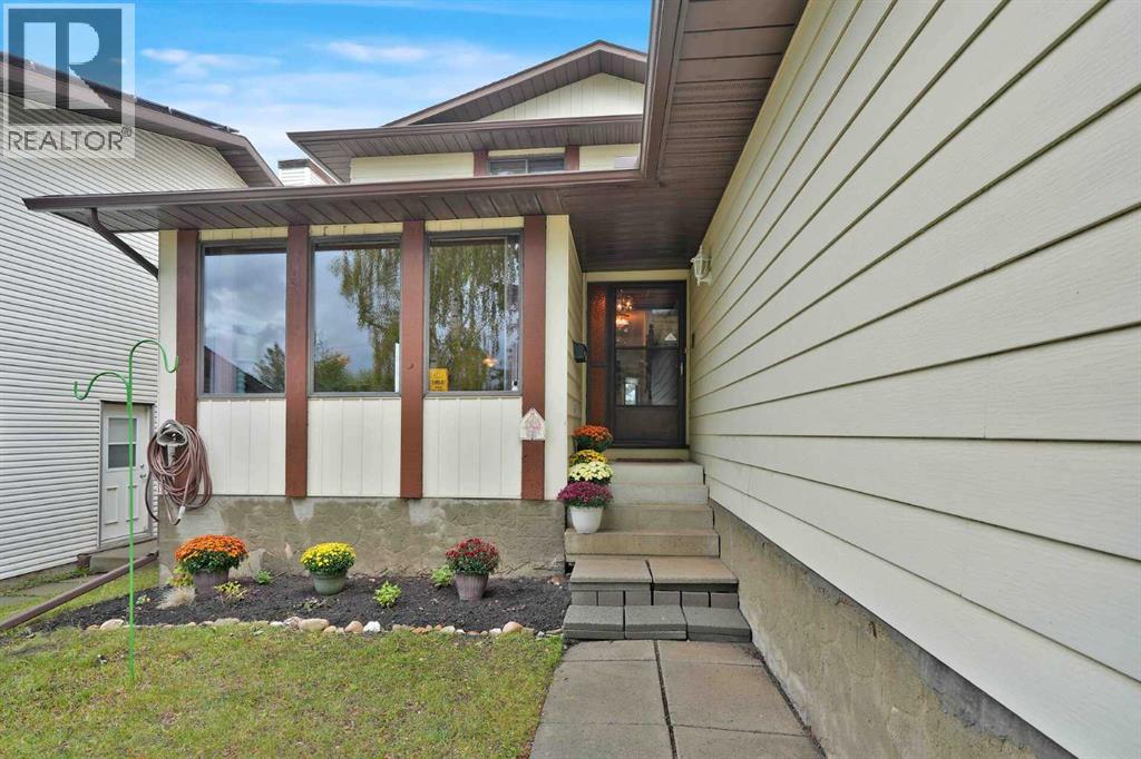 60 Beddington Drive NE, Beddington Heights, Calgary photo 3