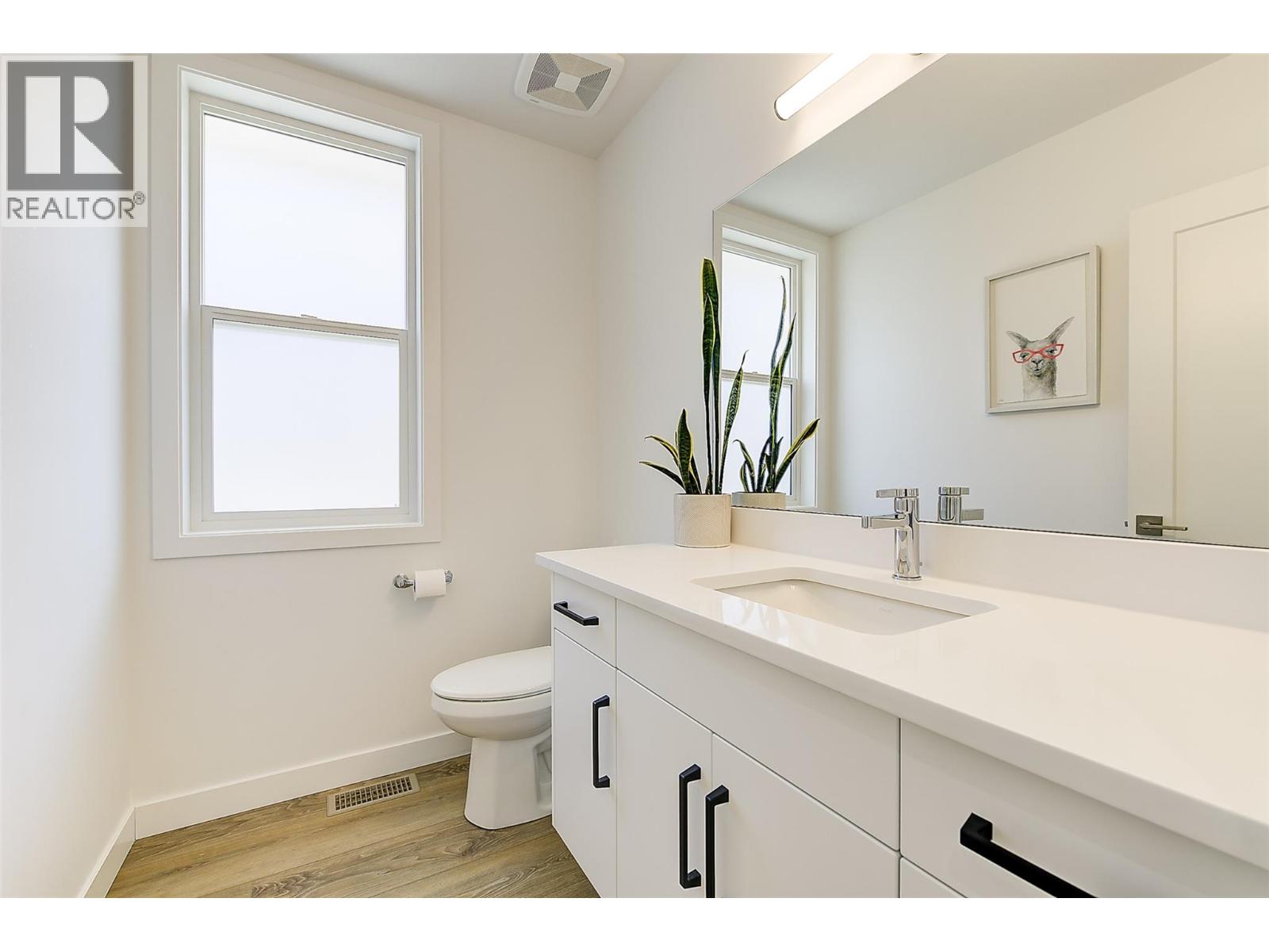  206 Echo Ridge, Kelowna