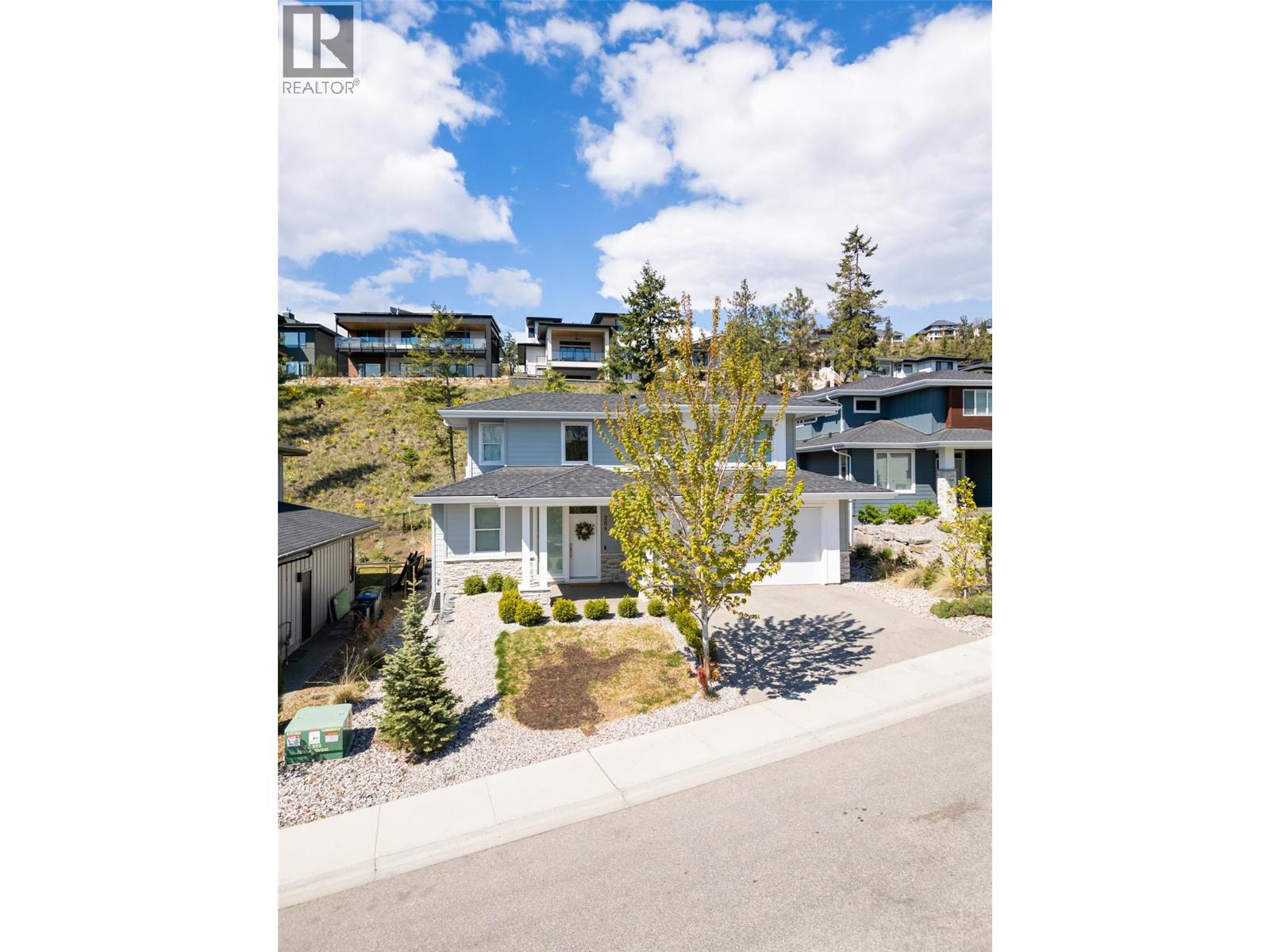  206 Echo Ridge, Kelowna