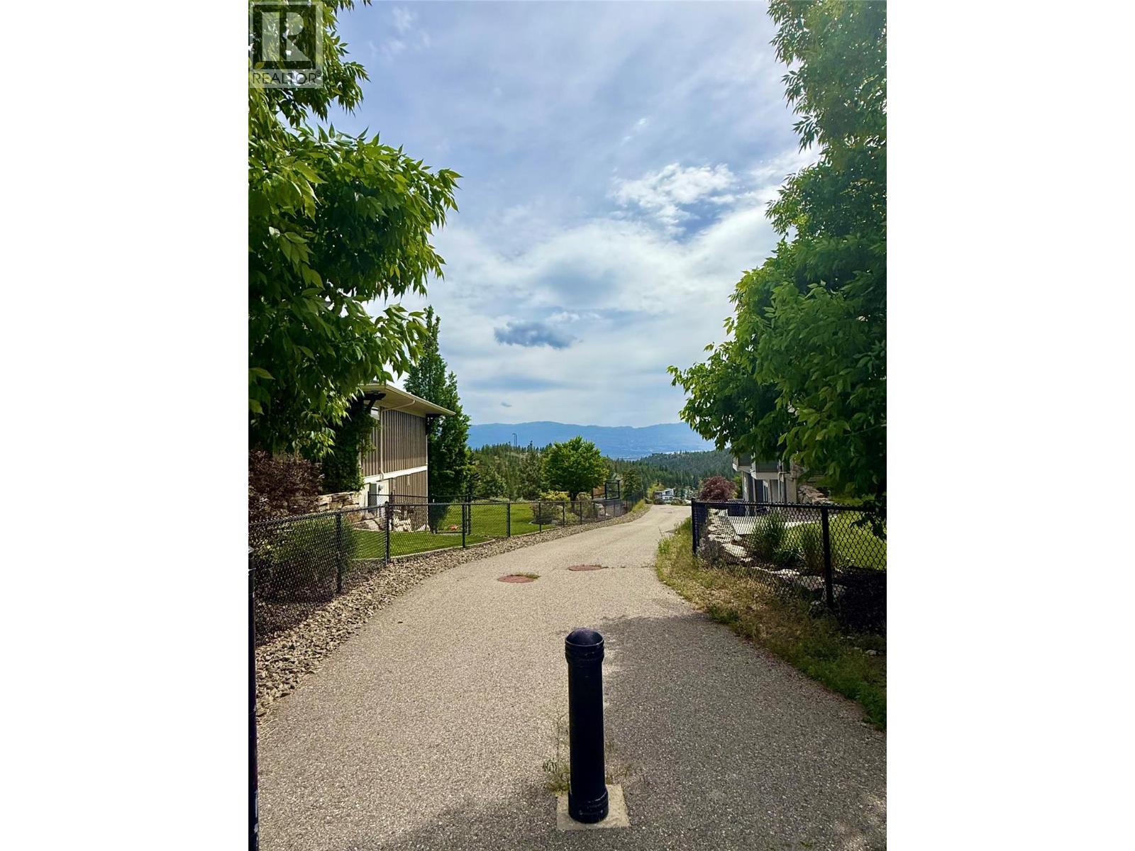  206 Echo Ridge, Kelowna