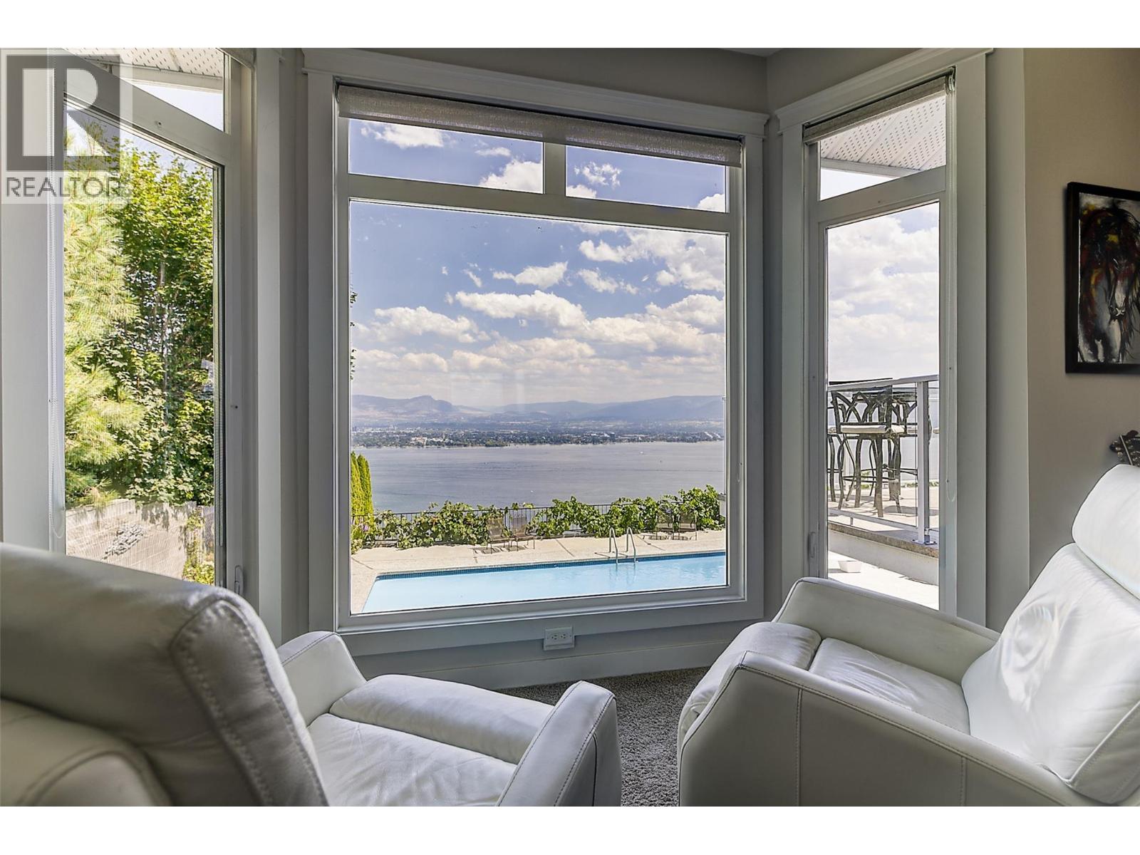 2231 Bridgeview Road - 37