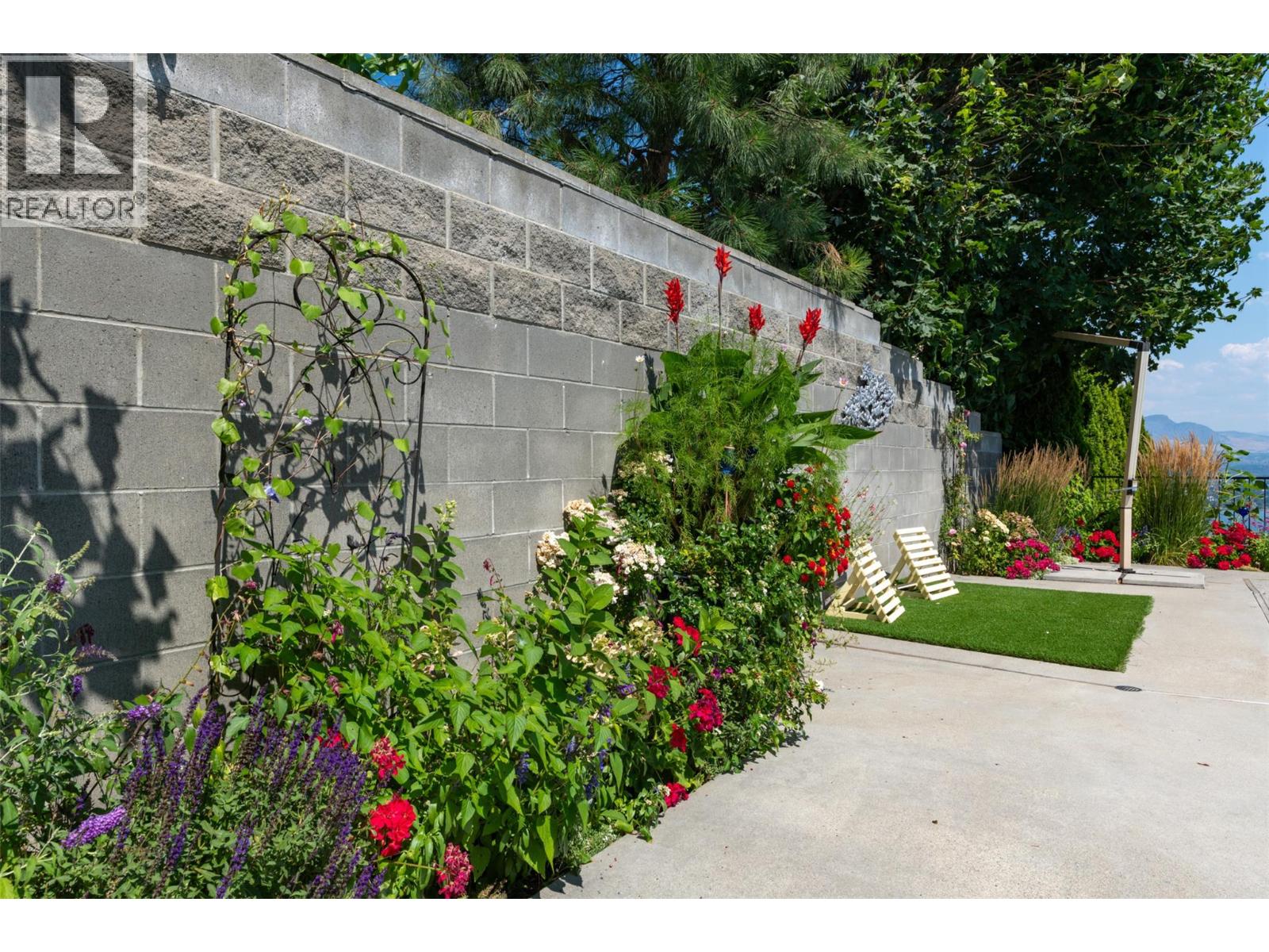 2231 Bridgeview Road, West Kelowna
