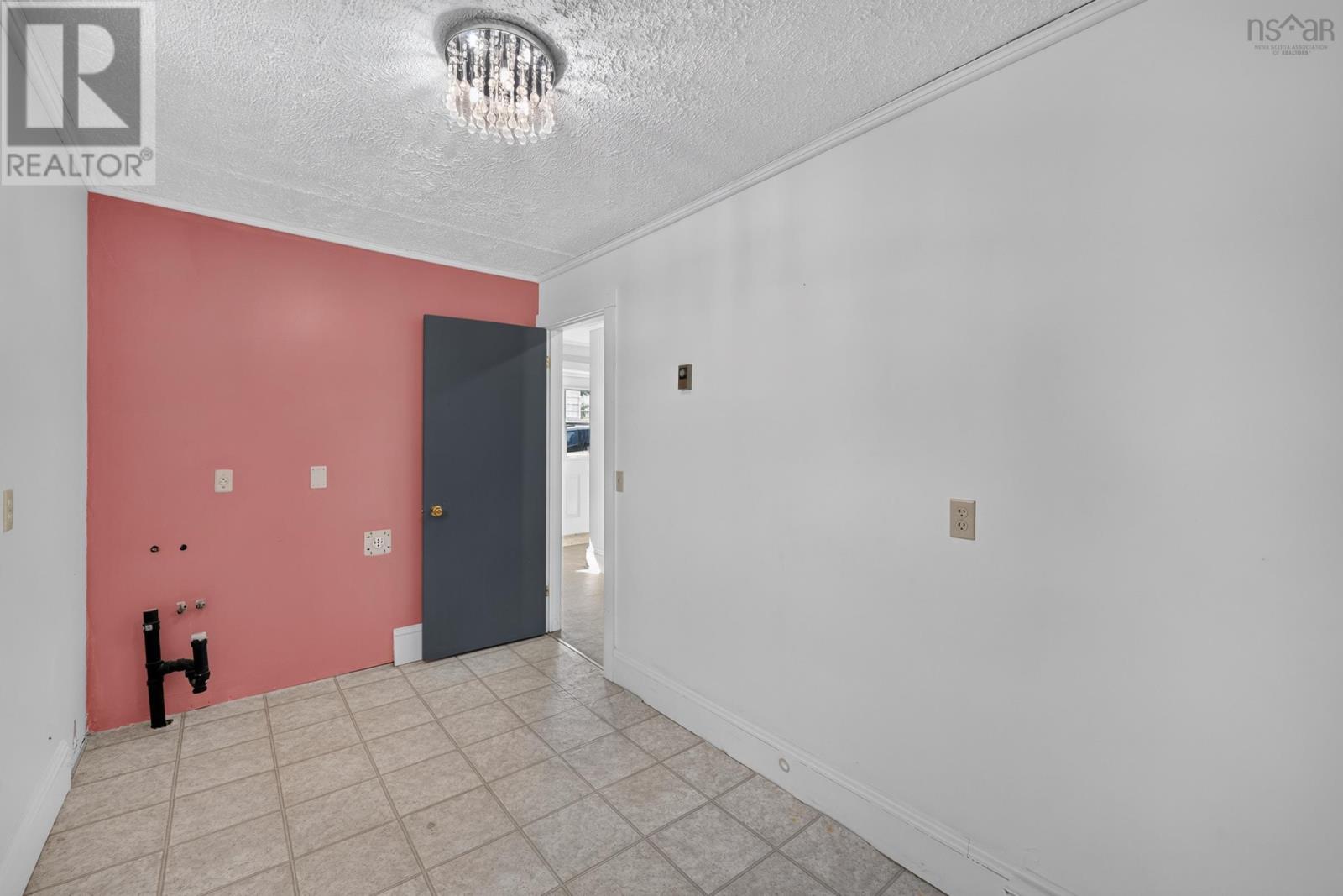 Property 14 of 29 of 8216 Highway 1
