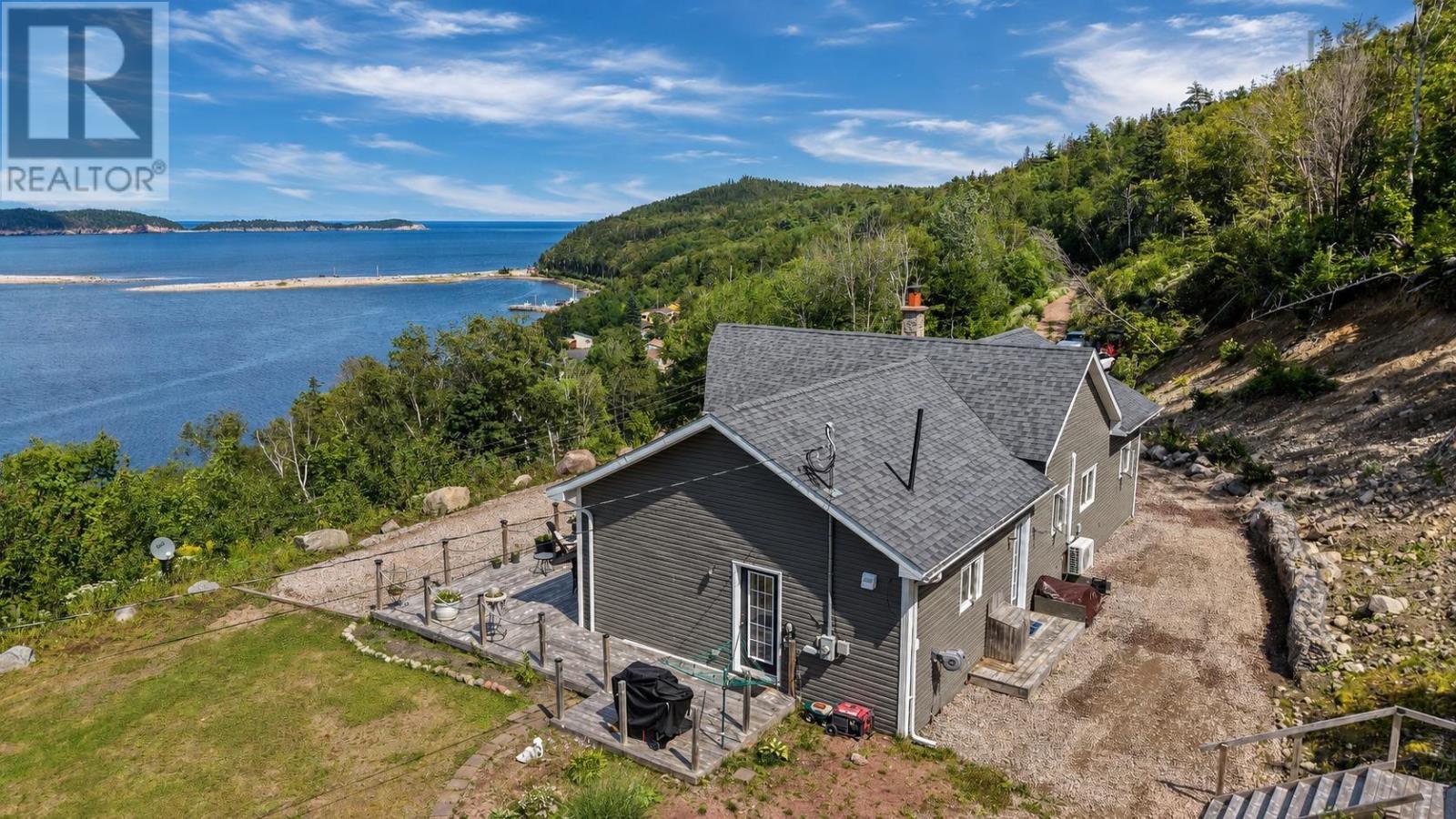 39132 Cabot Trail