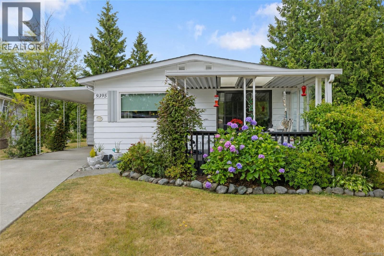 9395 Lauries Lane - 2