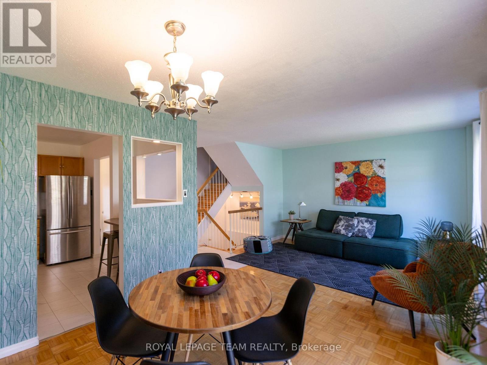 930 ALENMEDE CRESCENT - 2