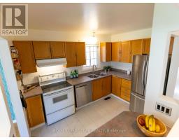 930 Alenmede Crescent, Ottawa, ON K2B8K5 Photo 10