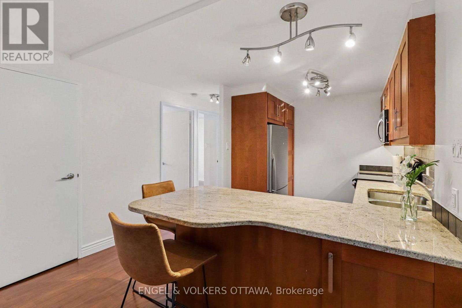#1702 415 GREENVIEW AVENUE - 11