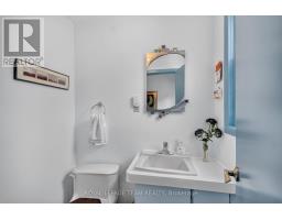 673 Golden Avenue, Ottawa, ON K2A2G3 Photo 20