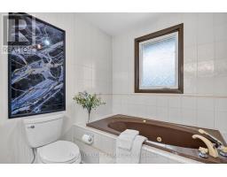 673 Golden Avenue, Ottawa, ON K2A2G3 Photo 26