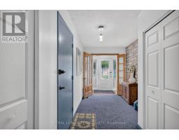 673 Golden Avenue, Ottawa, ON K2A2G3 Photo 6