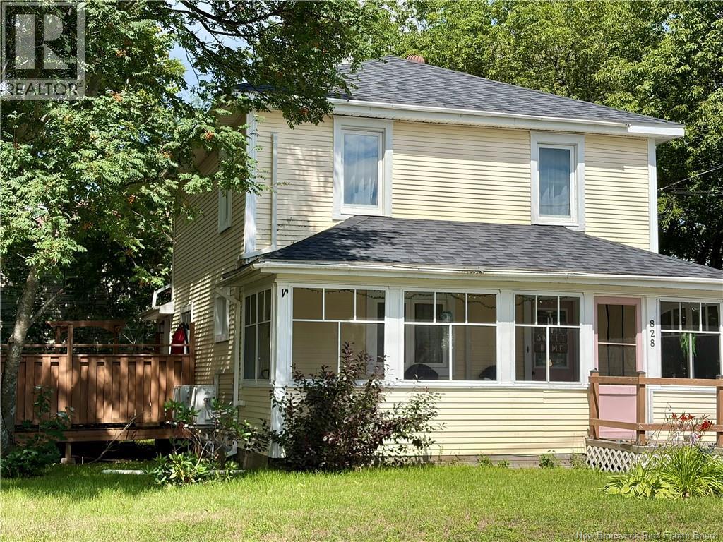 828 Landry