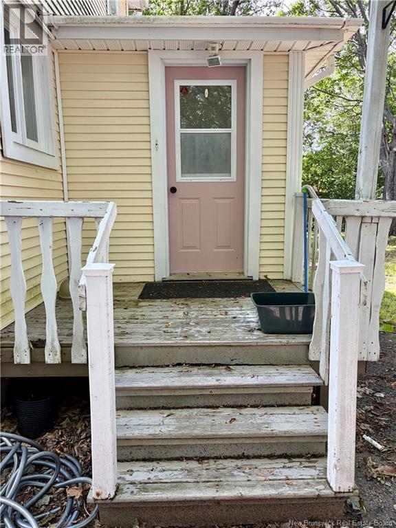 828 Landry - 40
