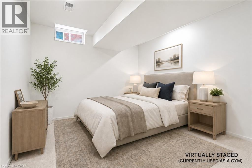 53 VALIANT Circle - Image 38