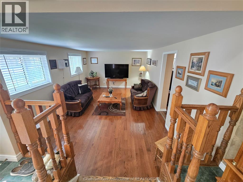 16 Donalda DRIVE - Image 4