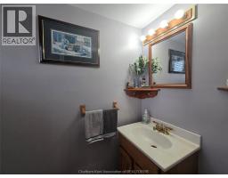Kitchen - 16 Donalda Drive, Chatham, ON N7L4J5 Photo 9