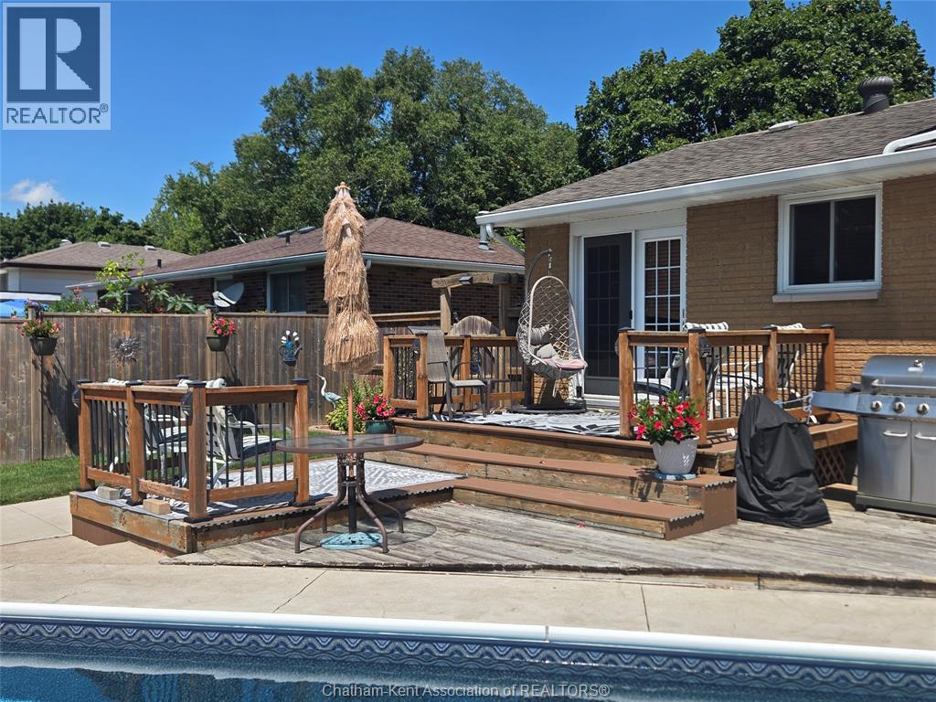 16 Donalda DRIVE - Image 28